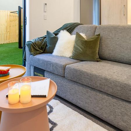 Stylish Home In The Heart Of Christchurch 2 Bed Exterior photo
